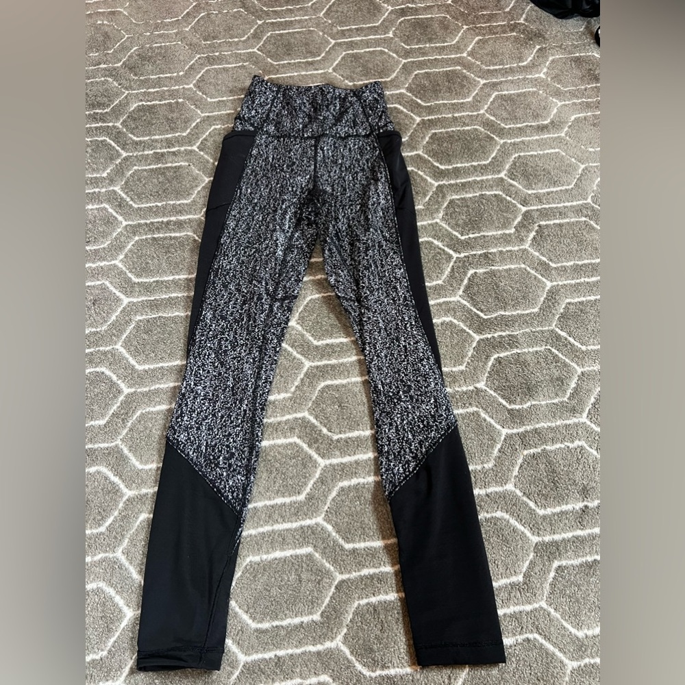 Lululemon leggings 25” pants